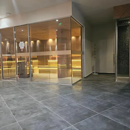 стаята на ив *